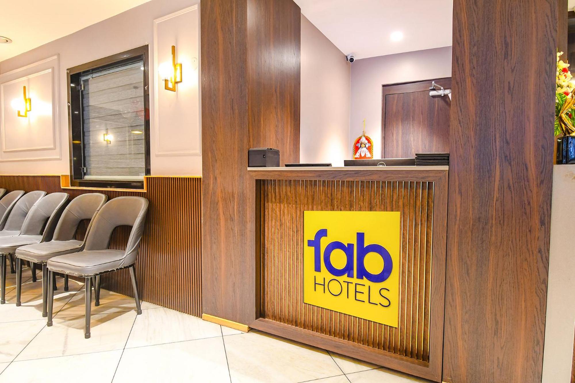 Fabhotel Kitchen Q Inn - Belaghata 加尔各答 外观 照片
