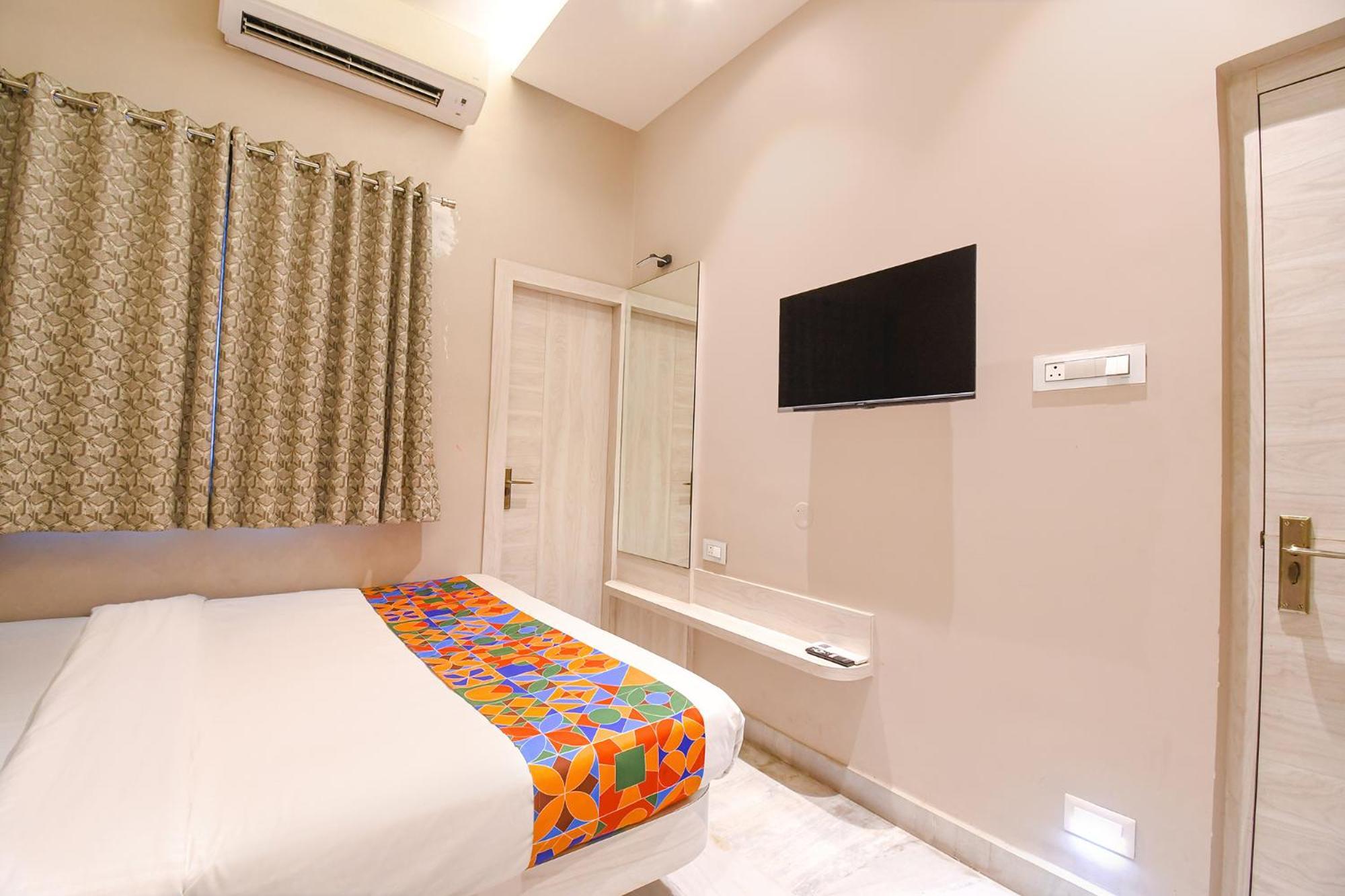 Fabhotel Kitchen Q Inn - Belaghata 加尔各答 外观 照片